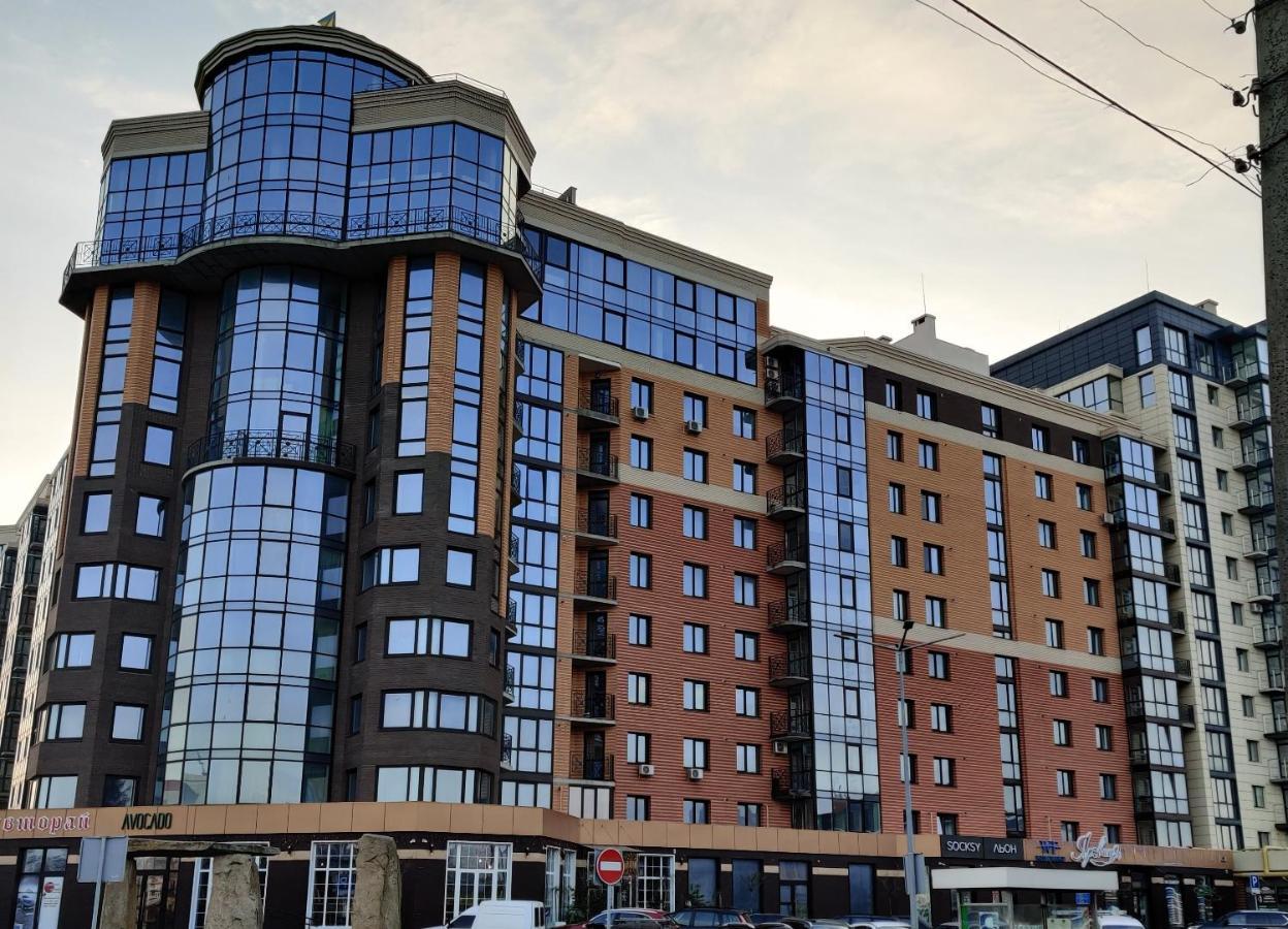 Apartamento Yarovytsya Vip In The Center Lutsʼk Exterior foto